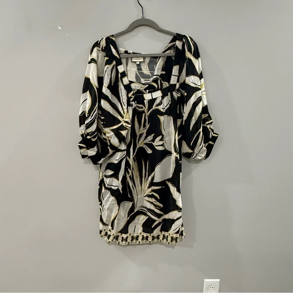Tuckernuck Dress Mod Iris Coverup Balloon Sleeve Mini in Black Gold